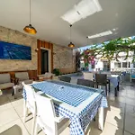 Tuna Butik Αλικαρνασσός