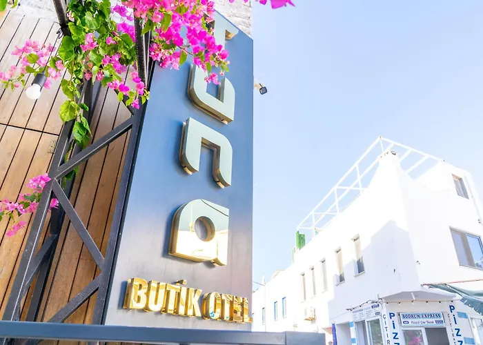 ホテル Tuna Butik